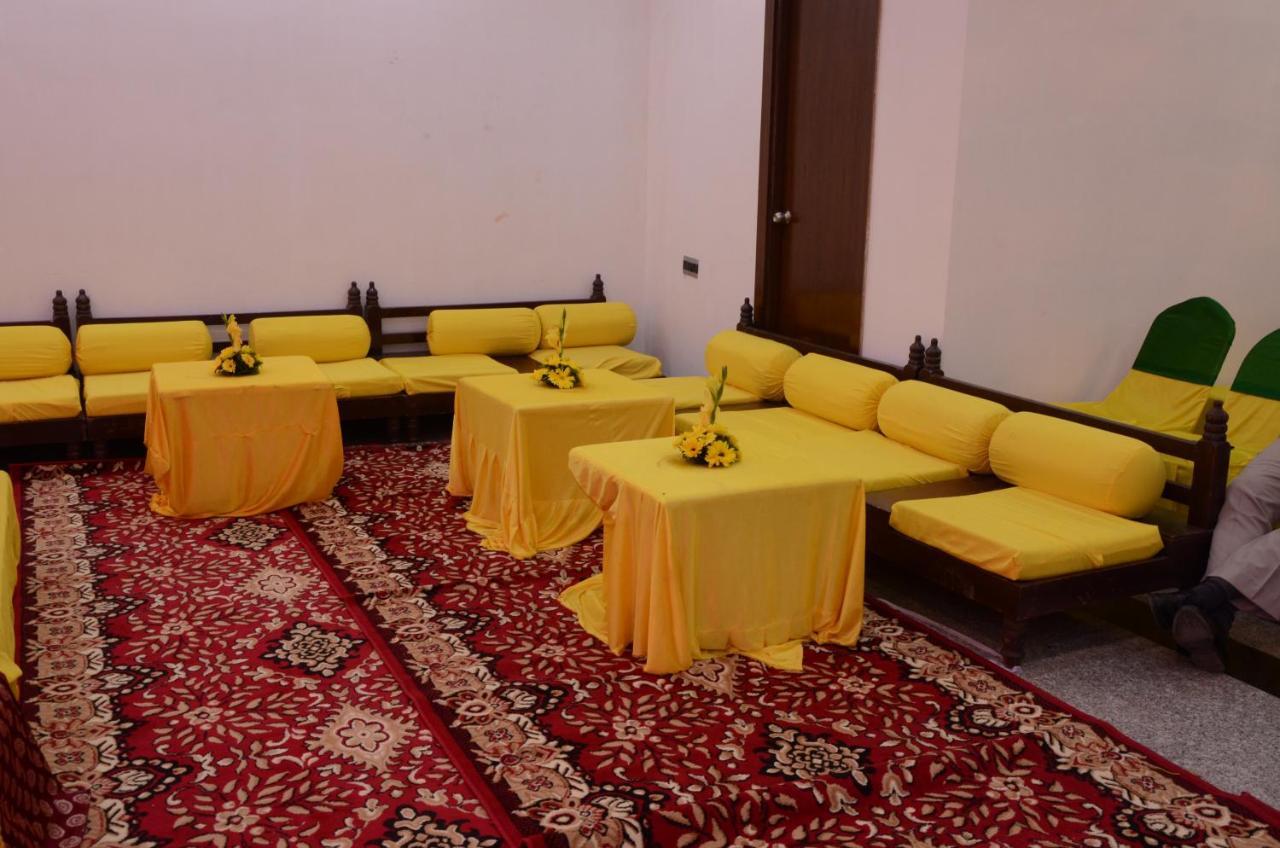 Arsh Residency Hotel Lakhnau Kültér fotó